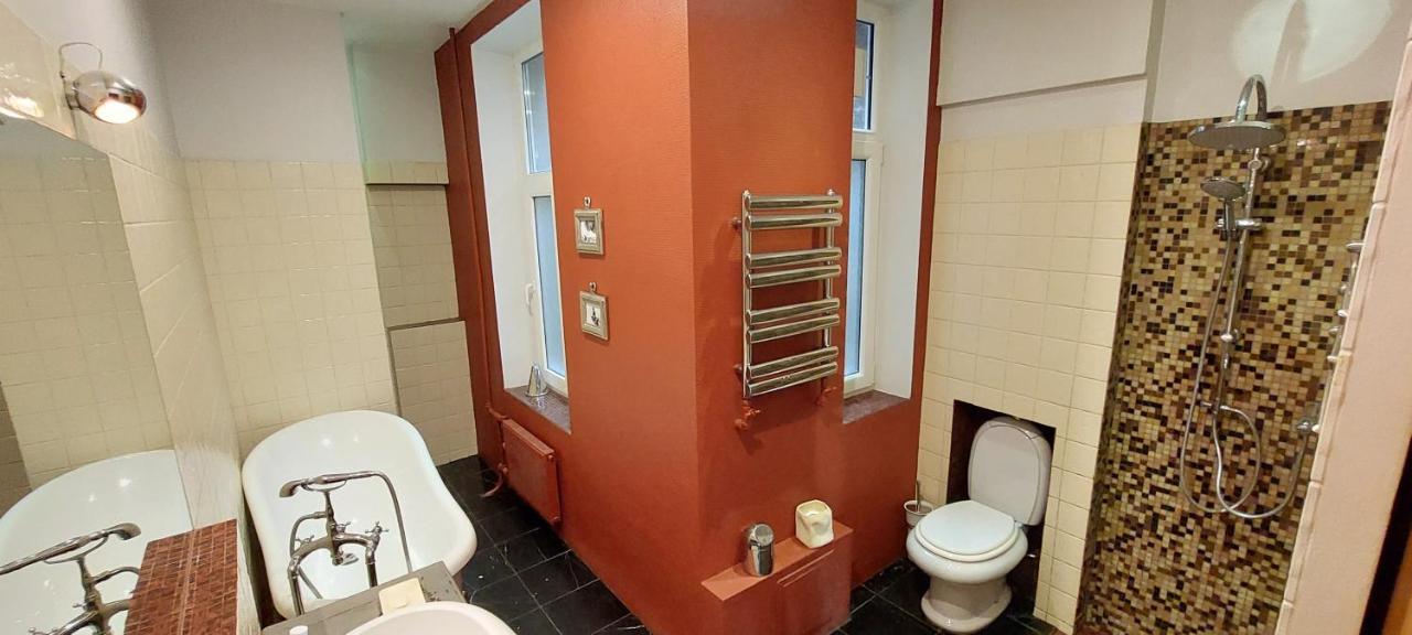 Perfectly Central Apartment 5 Min To Old Town & Art Noveau. Riga Esterno foto