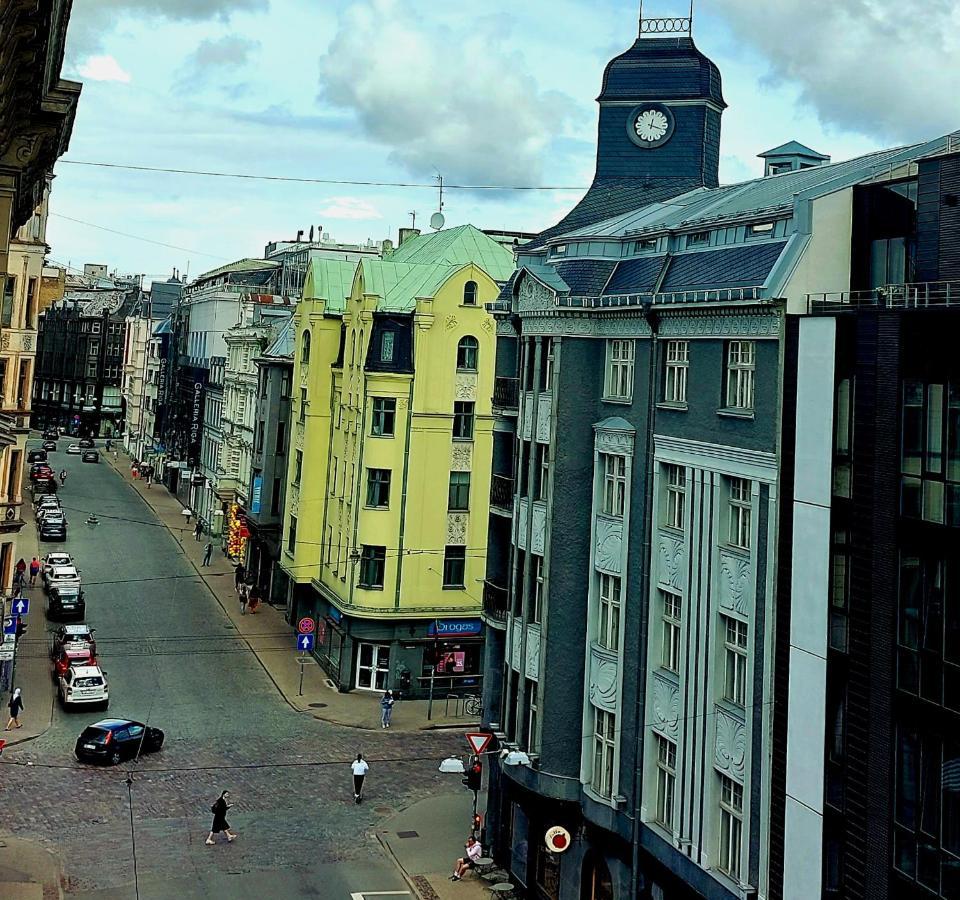 Perfectly Central Apartment 5 Min To Old Town & Art Noveau. Riga Esterno foto
